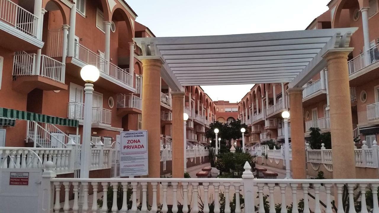 Urbanizacion Puerto Romano - Playa La Mata  Eksteriør billede